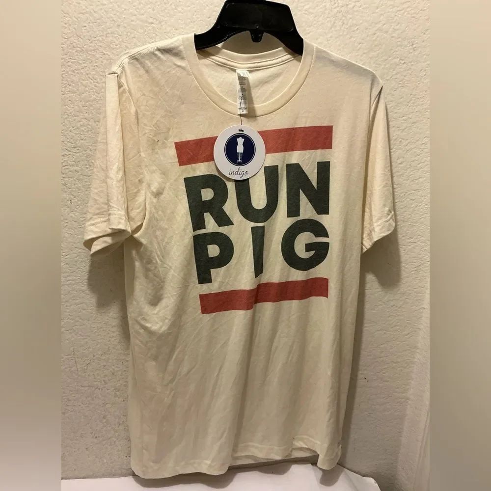 NWT Bella Canvas Tee shirt Run PIG size M